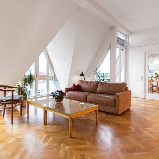 https://borisgeneralcontractors.com/wp-content/uploads/2018/09/gallery_projects_07-640x640.jpg